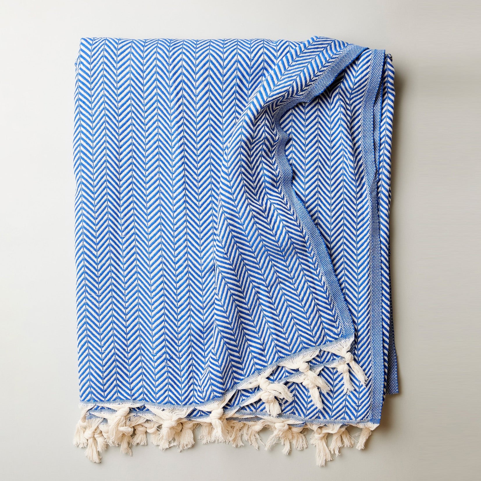Luxury Cotton Throw Blanket – Herringbone Pattern, Ocean Blue